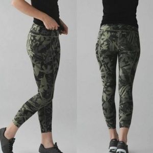 Lululemon tight stuff leggings